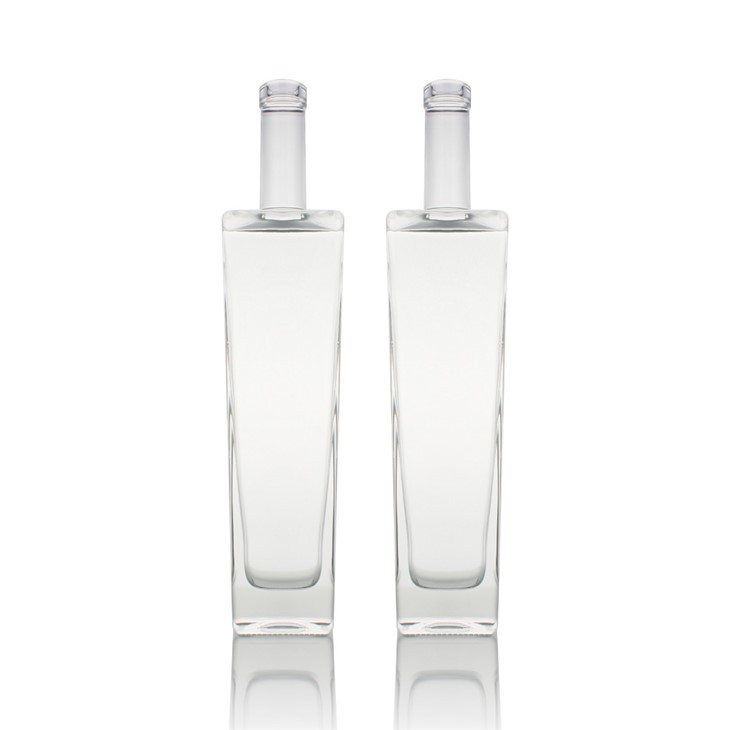750ml Spirit Glass Bottle