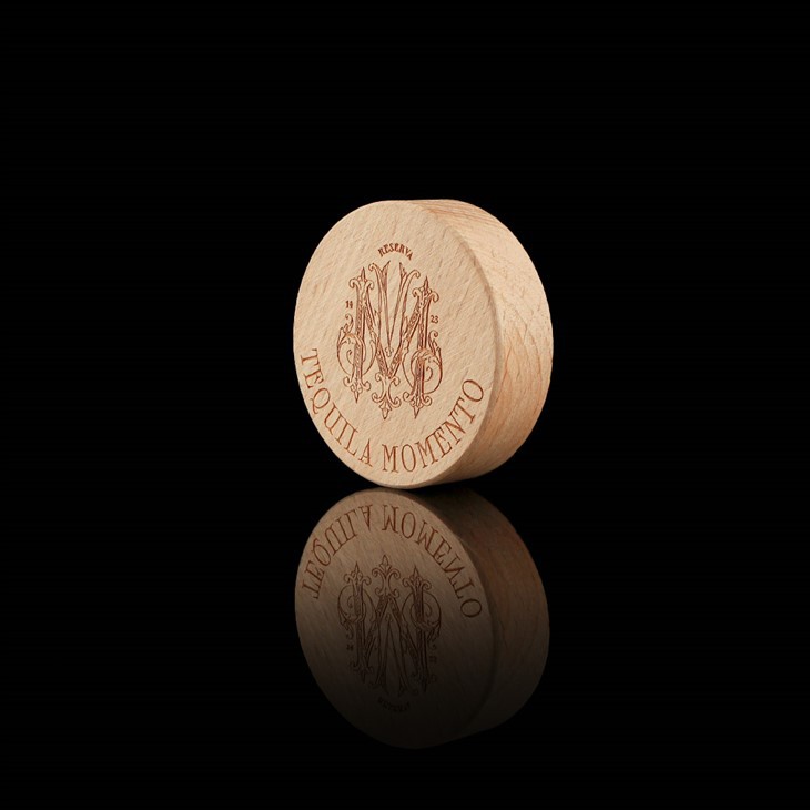 T-shape Wooden Top Glass Bottle Plug