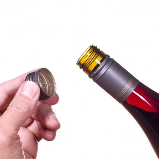 Best Screw Cap Wine: Summer Picks