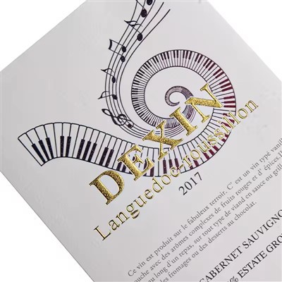 Custom Private Design Waterproof High Glossy Varnish Gold Foil Embossed Printing Paper Stickers Label For Whisky Liquor Bottle